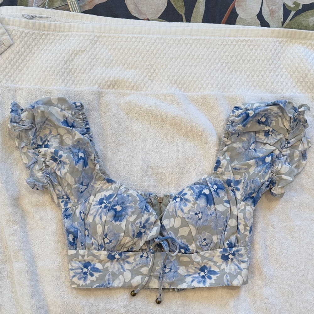 Blue Floral Puff-Sleeve Crop Top - Women